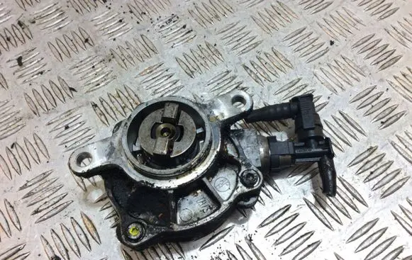Opel Movano A Vacuum pump 8200797164