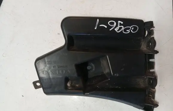 Volvo V60 Front bumper mounting bracket 30796625