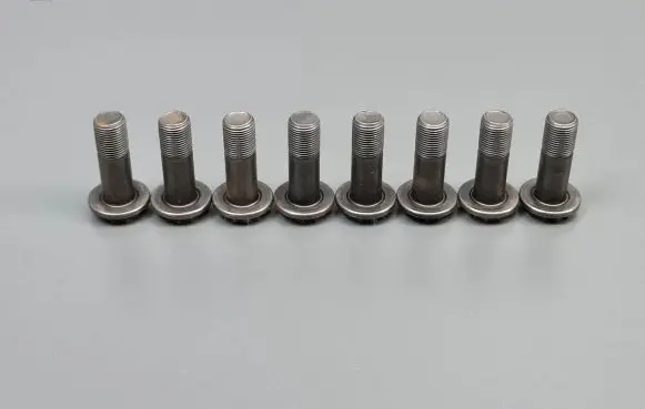 Honda CR-V Flywheel bolts 
