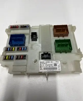 Volvo XC60 Fuse module 31327996AA 3659AF01125TP