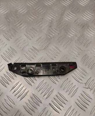 Tesla Model 3 Front bumper mounting bracket 108418100E
