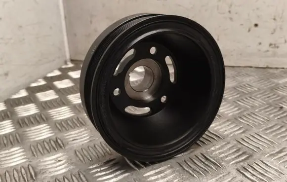 Mercedes-Benz S W221 Crankshaft pulley A2720301103