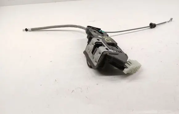 Mercedes-Benz A W177 Front door lock A046465