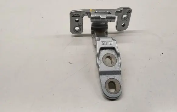 Tailgate/trunk/boot hinge