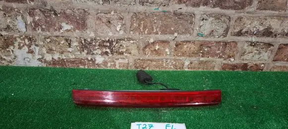 Toyota Avensis T270 Third/center stoplight