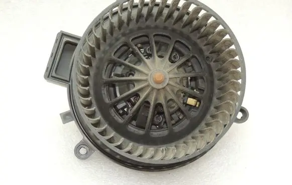 Chrysler Grand Voyager V Heater fan/blower 5183147AA