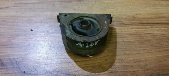 Mitsubishi Colt Engine mount bracket MR197518
