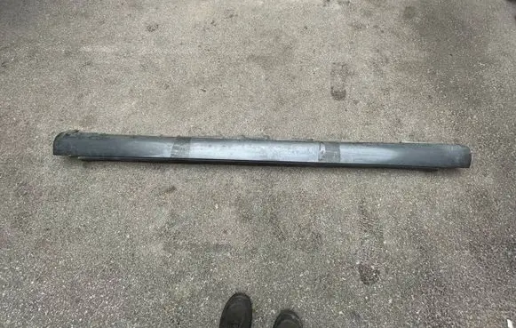 Toyota Avensis T250 Sill 7585105010
