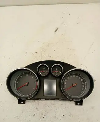 Opel Insignia A Speedometer (instrument cluster) 365903926 20970768