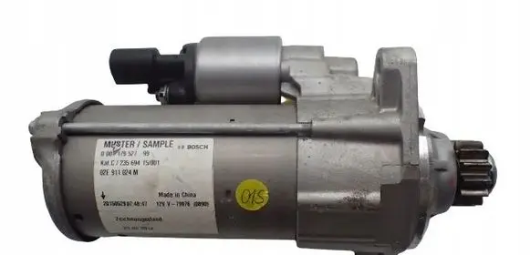 Volkswagen Golf Sportsvan Starter motor 02E911024M