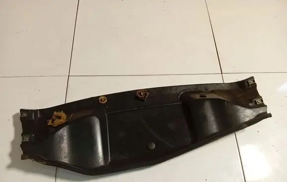 Renault Scenic I Wiper trim 