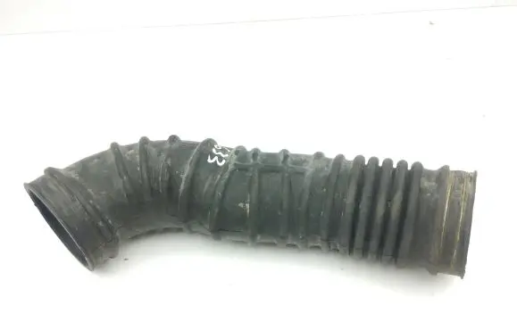 Mitsubishi Outlander Air intake hose/pipe