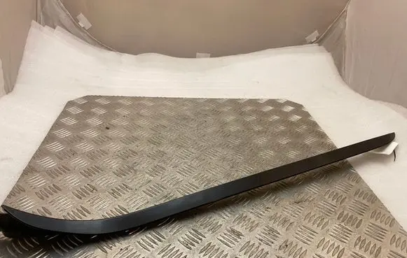 Windshield trim