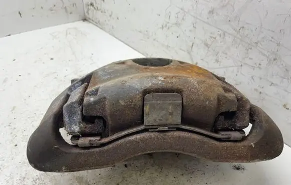 Volvo XC90 Front brake caliper 30636355