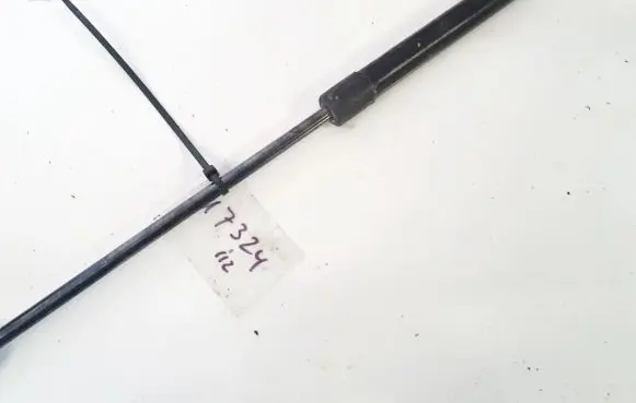 Jeep Grand Cherokee (WK) Tailgate/trunk strut/damper