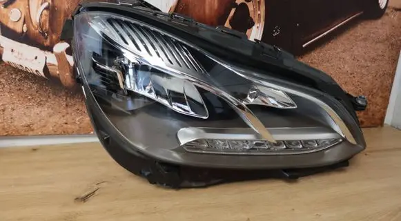 Mercedes-Benz E W212 Headlight/headlamp A2128205039 1EX1842 1EX01106676
