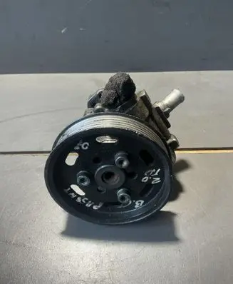 Volkswagen PASSAT B6 Power steering pump 8E0145155N 7690955121