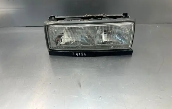 Cadillac STS Seville Headlight/headlamp 165046441