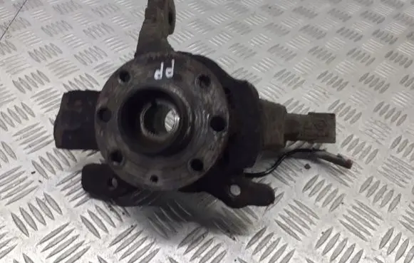 Opel Astra H Front wheel hub spindle knuckle