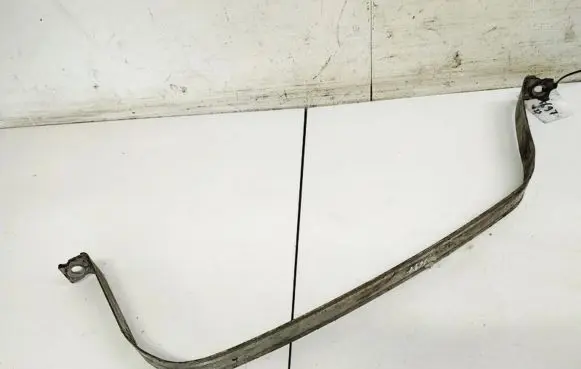 Volkswagen Jetta V Fuel tank mounting bracket 1K0201656C