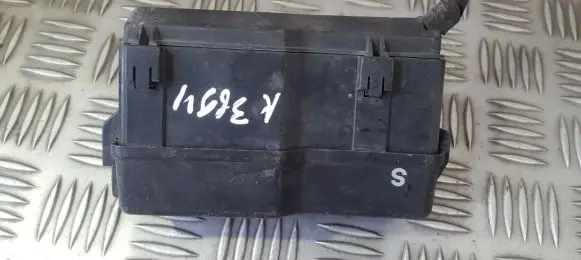 Toyota Avensis T250 Fuse box set