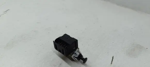 Dodge Caliber Brake pedal sensor switch 30505L A685