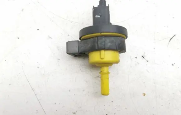 Vacuum valve