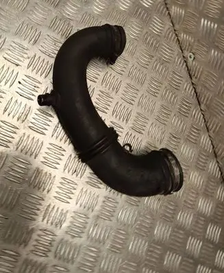 Renault Trafic II (X83) Intercooler hose/pipe 8200396908B