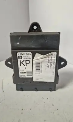 Opel Vectra C Door control unit/module 360572197 9227562 5WK46002