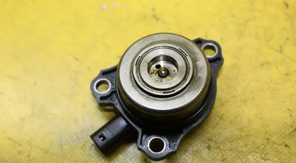 Mercedes-Benz E W212 Crankshaft position sensor