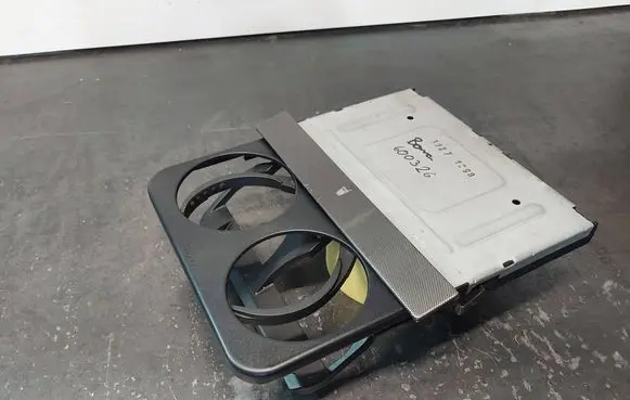 Volkswagen Golf IV Cup holder 1J0858601