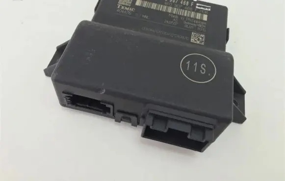 Audi Q7 4L Gateway control module 4F0907468F