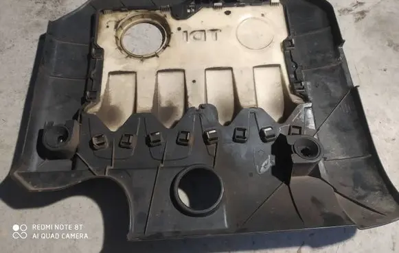 Volkswagen Golf V Engine cover (trim) 03G103925BJ