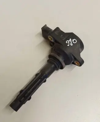 Mercedes-Benz R W251 High voltage ignition coil 19005267 A0001501980