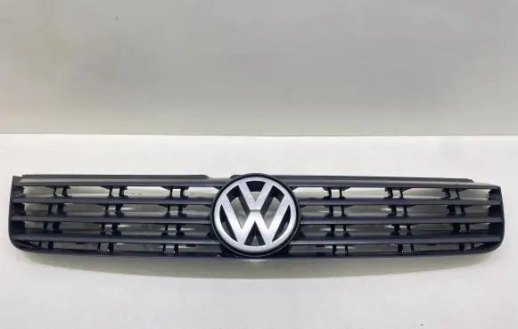 Volkswagen PASSAT B5 Front grill 3B0853653O