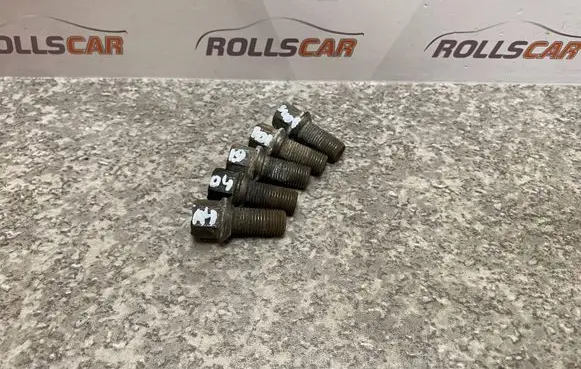 Audi A4 S4 B6 8E 8H Nuts/bolts 