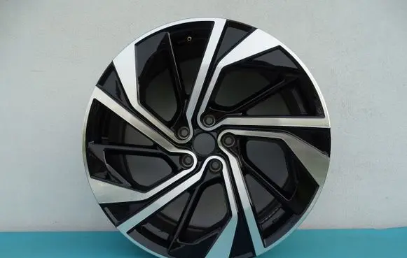 R19 alloy rim