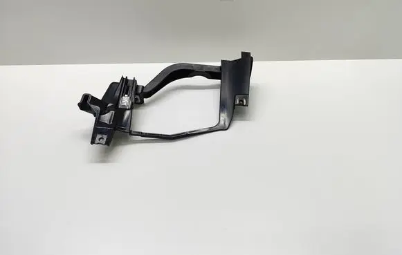 BMW 5 E60 E61 Headlight/headlamp mounting bracket 158737 15873700