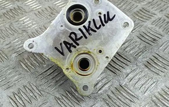 Engine oil radiator