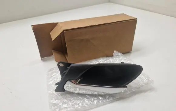 BMW 3 E46 Front door interior handle 51418200723