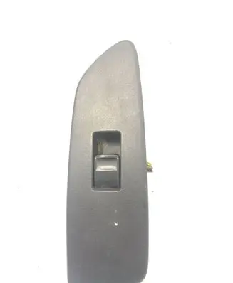 Toyota Auris 150 Electric window control switch