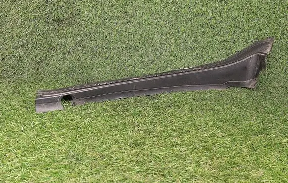 Engine compartment rubber