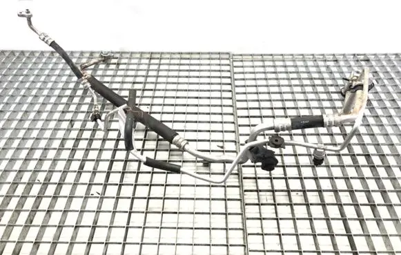 Hyundai i10 Air conditioning (A/C) pipe/hose