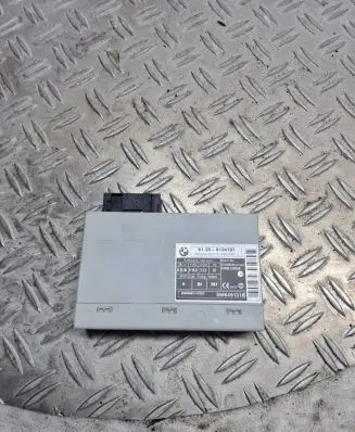 BMW 5 E60 E61 Antenna control unit 9134707 5WK49131B