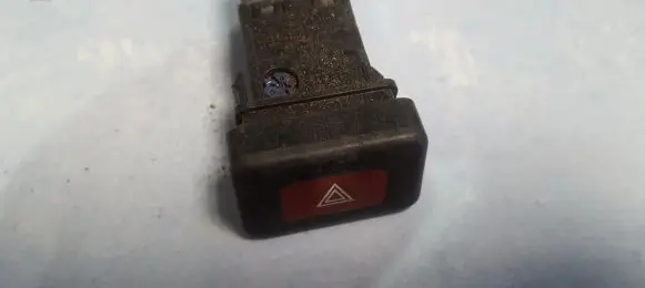Nissan Almera Hazard light switch