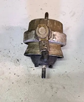 Audi A6 S6 C6 4F Engine mount bracket MP4695