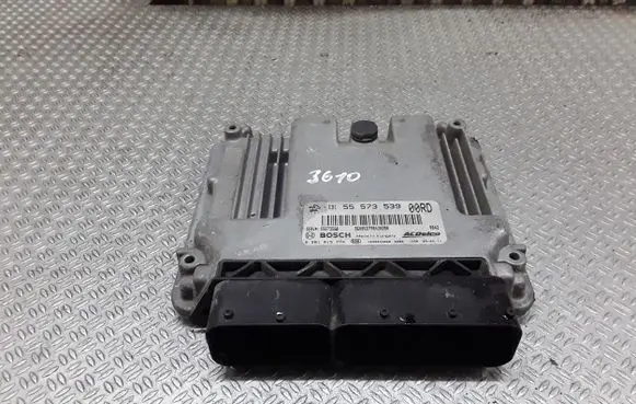 Opel Insignia A Engine control unit/module 55573539 0281015774