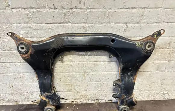 Volkswagen PASSAT B5.5 Rear subframe 