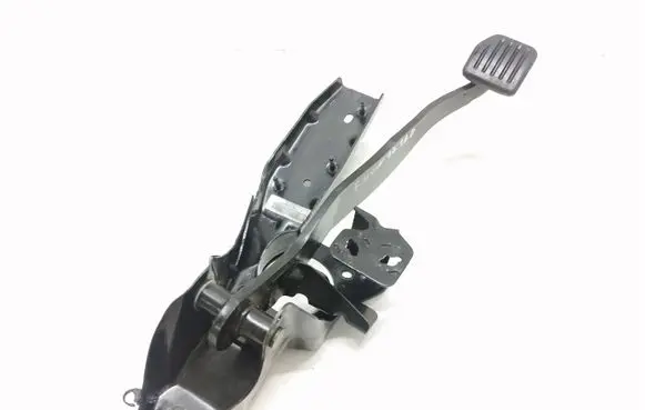 Ford Mondeo MK IV Brake pedal 7G9N2D094NC CD36460