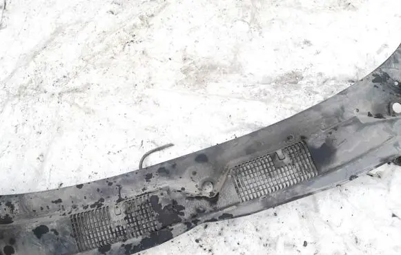 Jeep Grand Cherokee Wiper trim 55115794 55115791